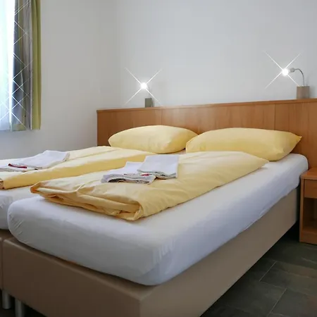 Deluxe Schraberger Апартаменты *